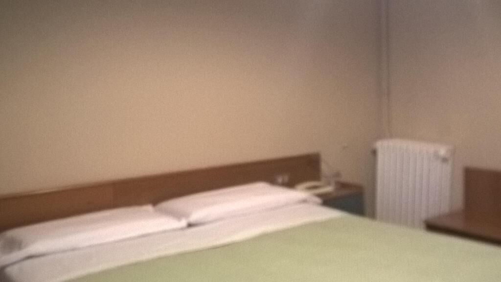 Basic Twin Room | Desk, free WiFi