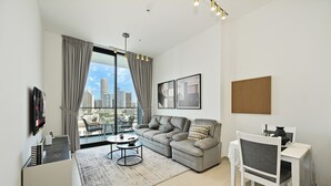 Apartment, Balkon | Wohnbereich