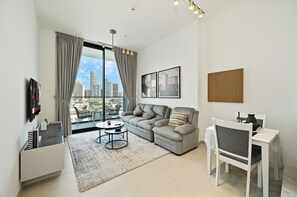 Apartment, Balcony | Living area - Bloomfields 1BR in Binghatti Onyx  (Dubai)