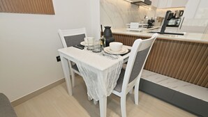 Apartment, Balkon | Speisen