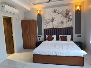 Deluxe Double Room | Free WiFi - Hotel Grace Inn (Nalagarh)