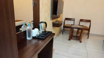 Deluxe Double Room | Interior