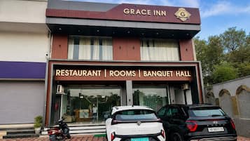 Aparcamiento sin asistencia gratuito