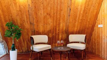 Deluxe Cottage | Interior