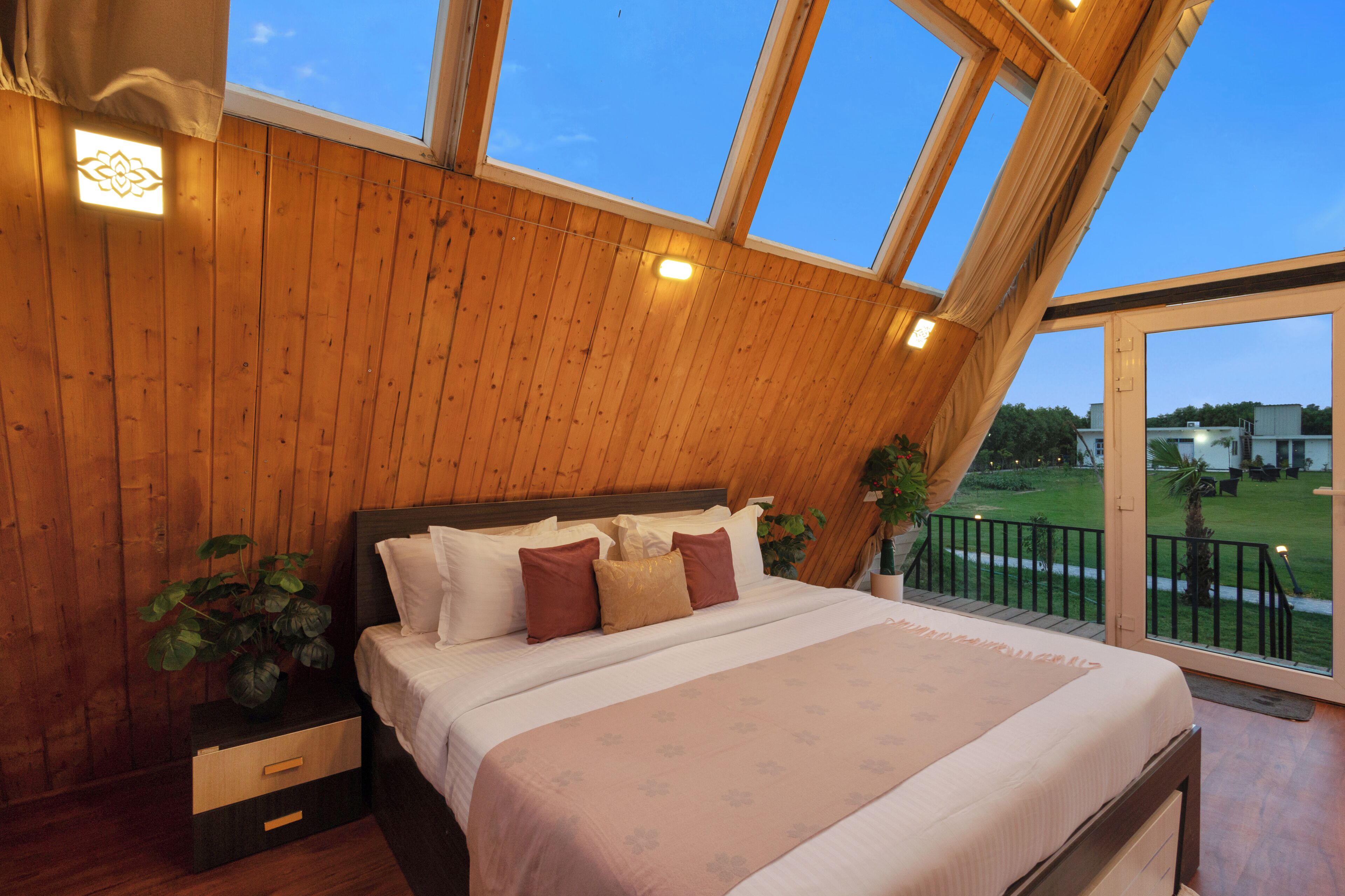 Deluxe Cottage