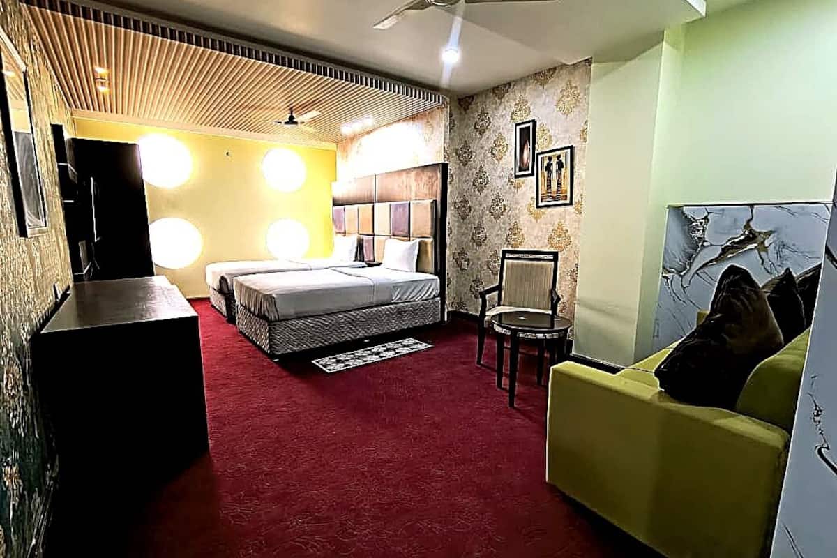 Luxury Double Room, Balcony, City View