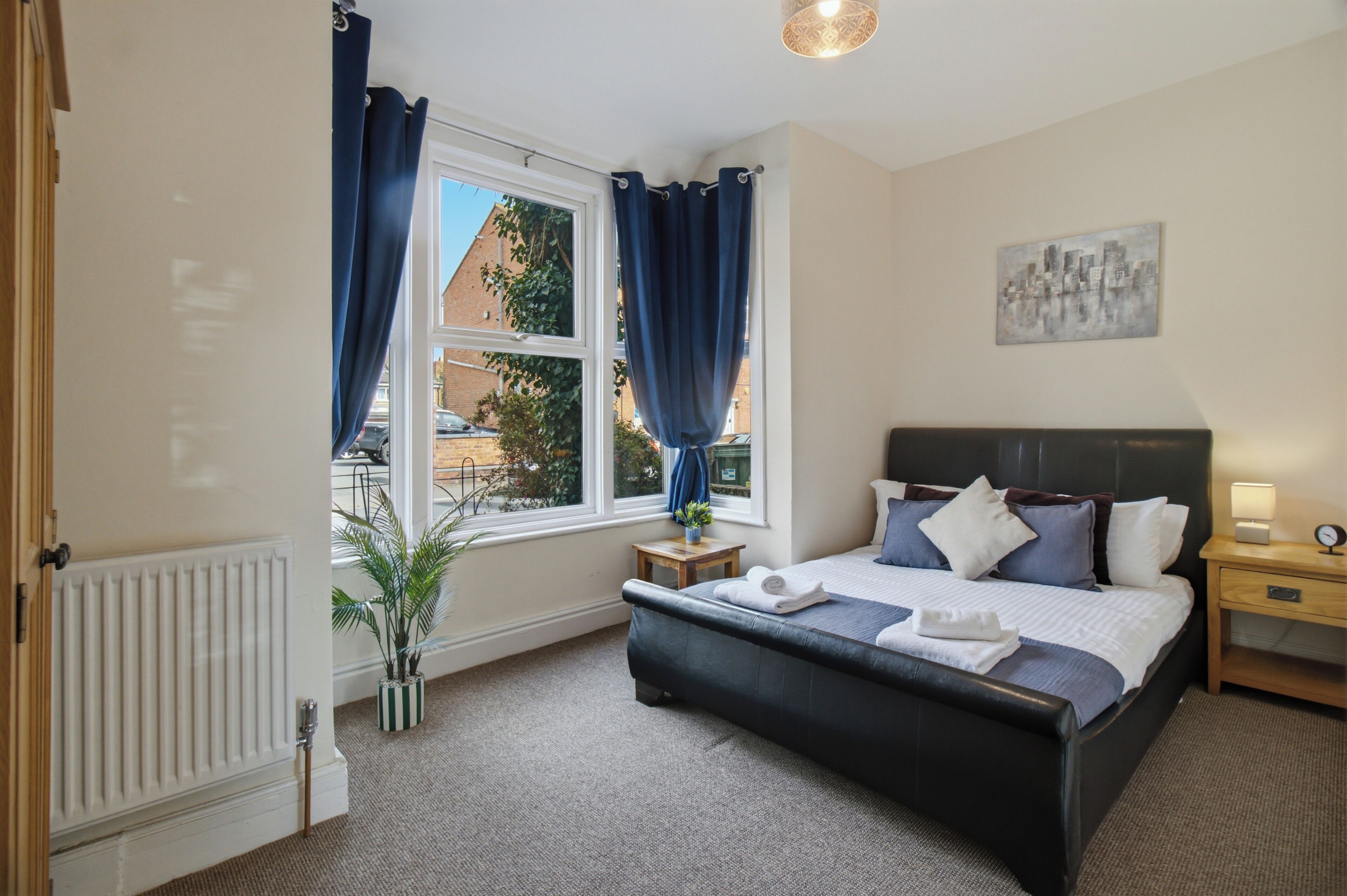 Iron/ironing board, travel cot, free WiFi, bed sheets