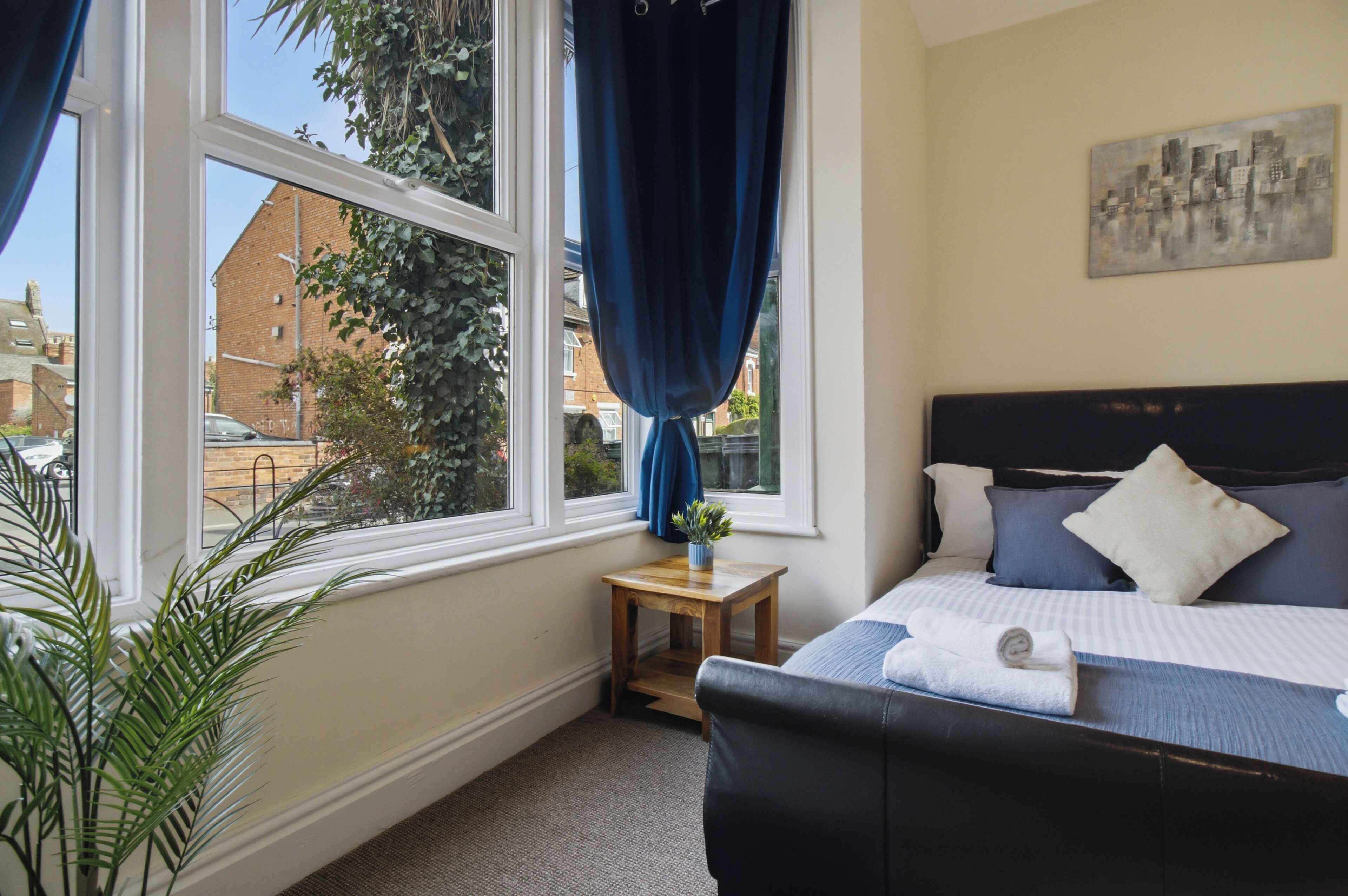 Iron/ironing board, travel cot, free WiFi, bed sheets