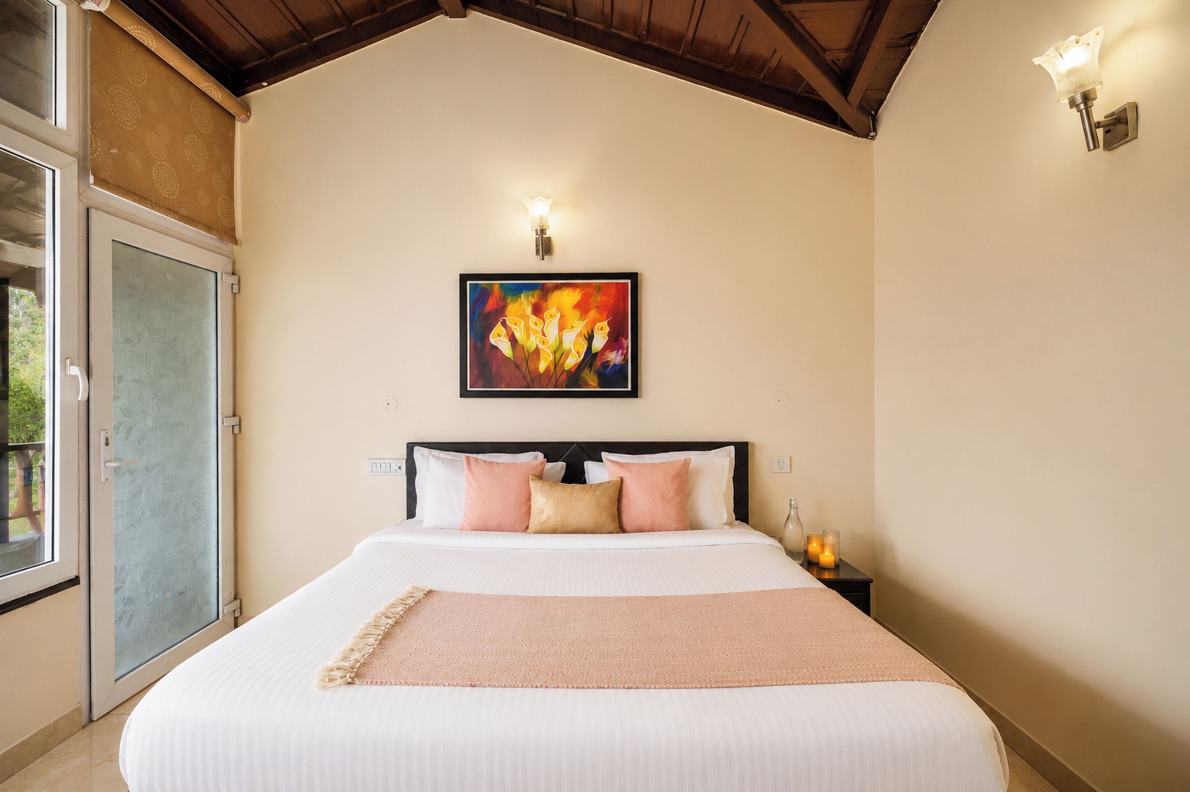 Superior Villa | Iron/ironing board, WiFi (free)