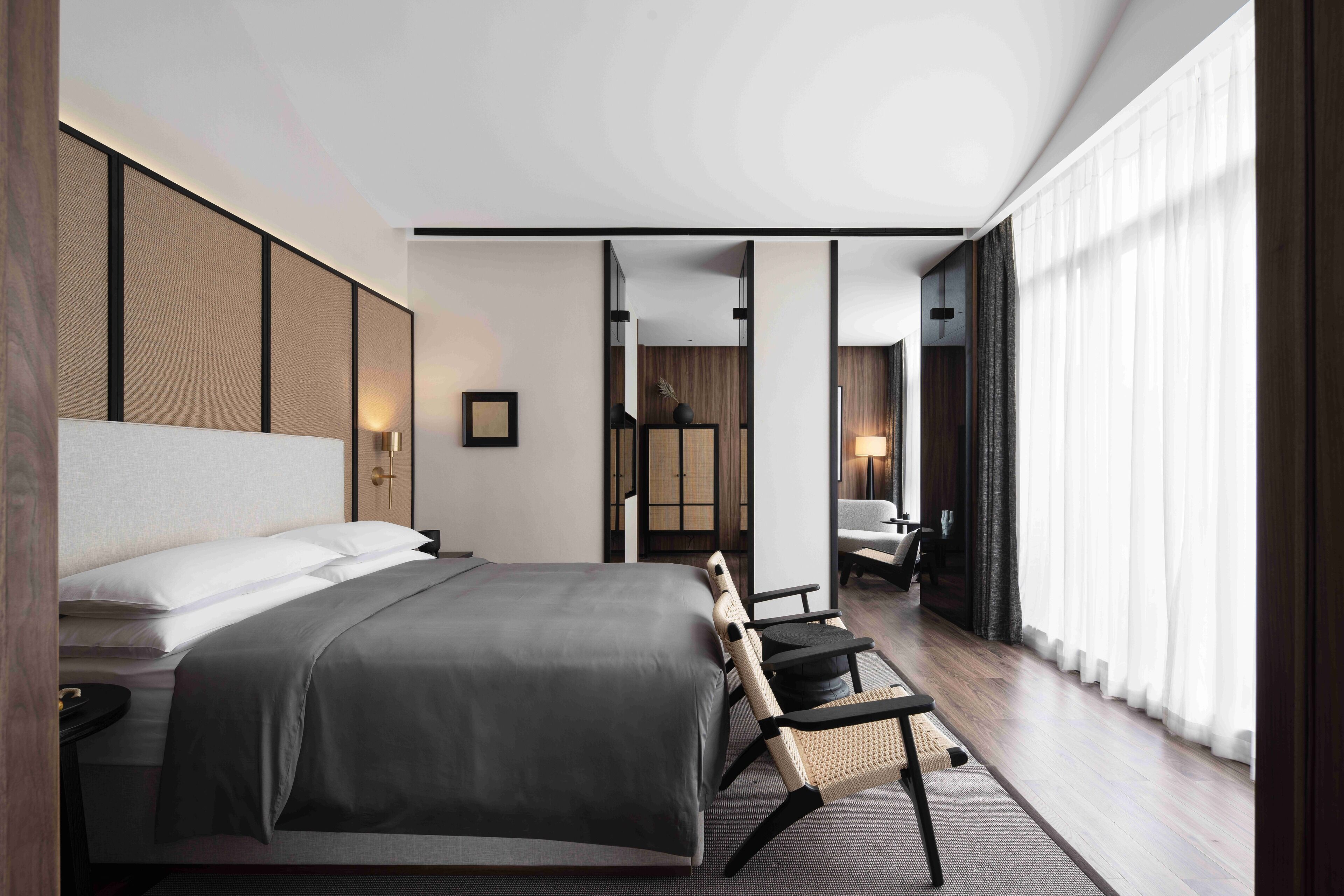 Traditional Suite