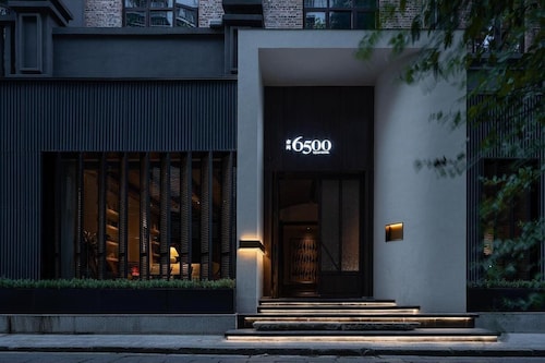 6500 Hotel Chaozong Street Wuyi Plaza
