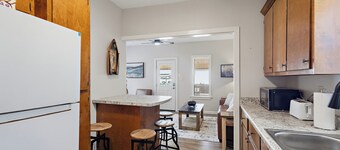 Cottage 9 - After Hours
