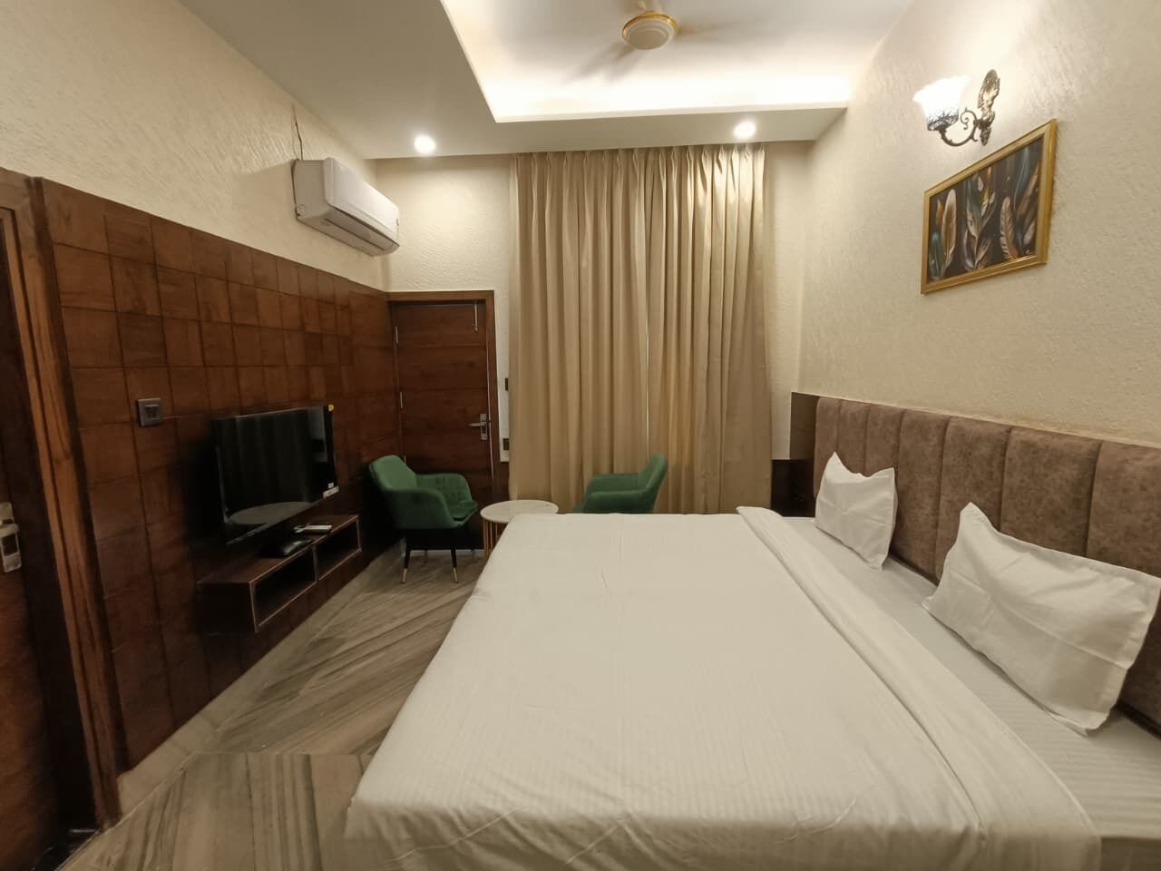 Deluxe Room, Garden View