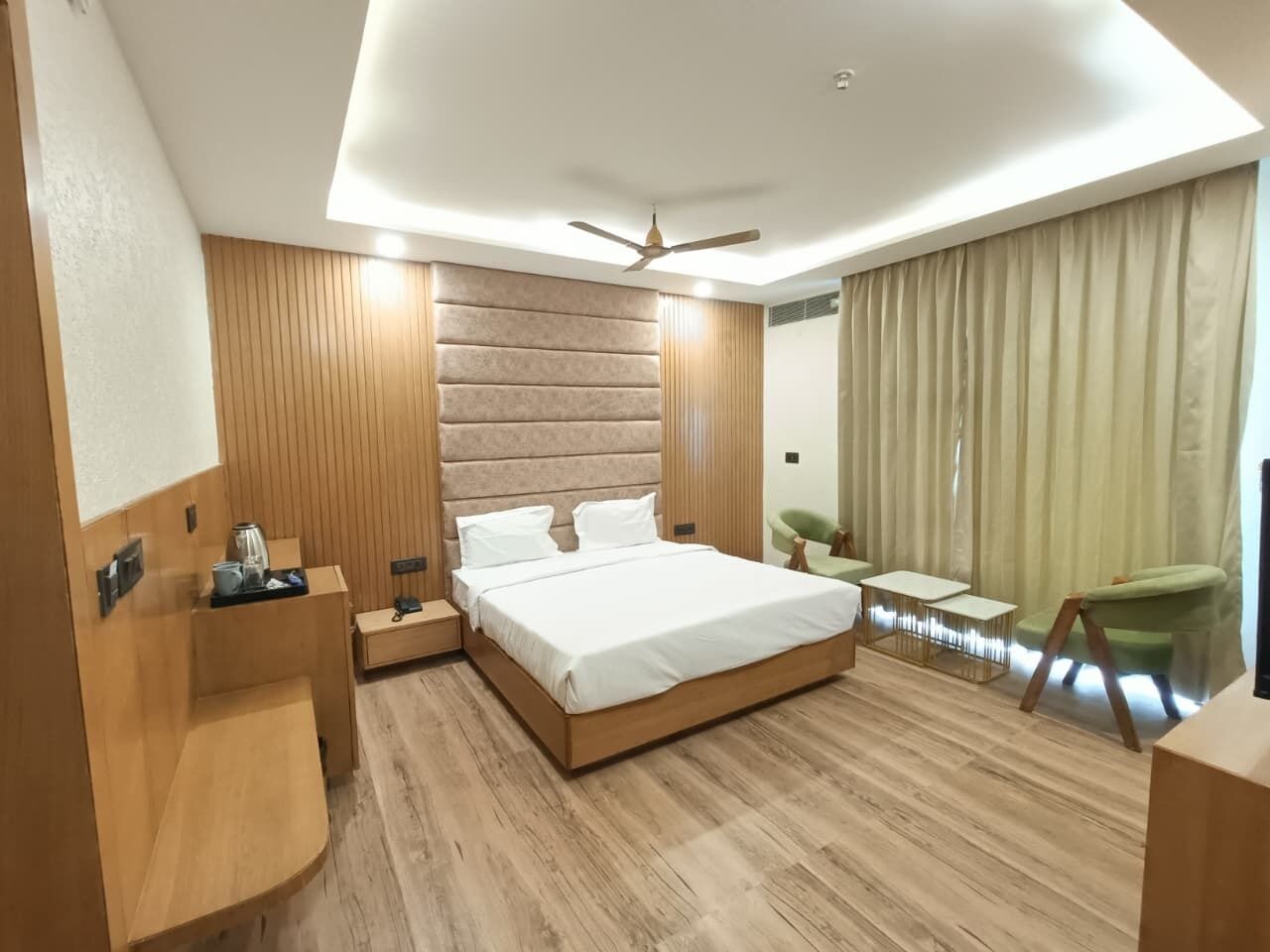 Superior Room, Garden View