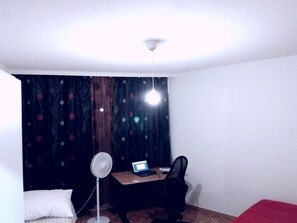 3 bedrooms, iron/ironing board, WiFi