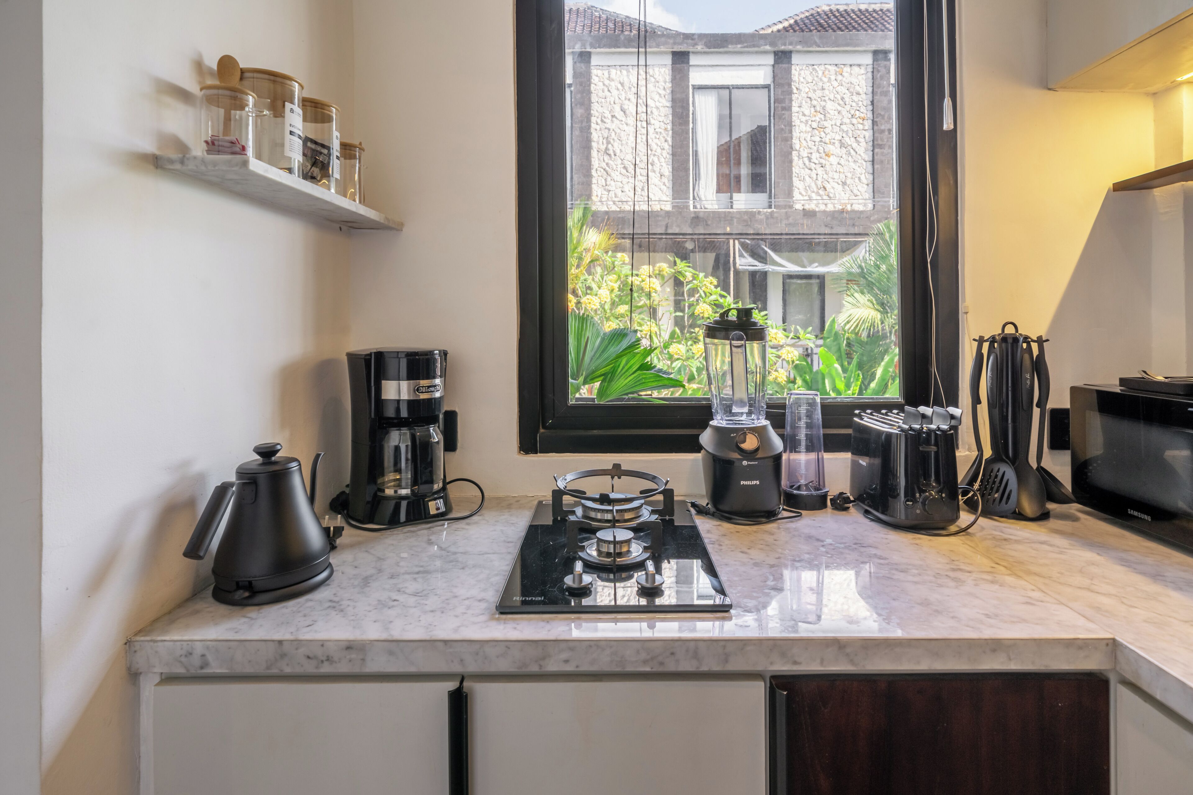 Superior-Apartment, 1 Schlafzimmer, Blick auf den Innenhof | Eigene Küche