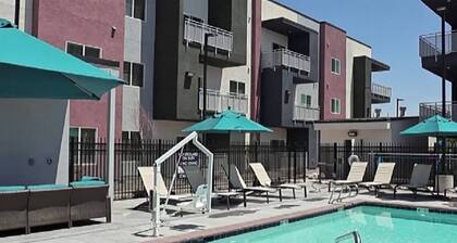 Luxury Resort 1BR Apt 104 Pool Hot Tub Gym Wifi