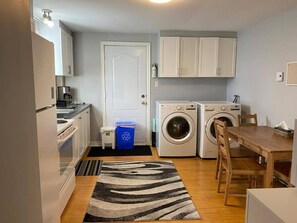 Coffee/tea maker, fridge, microwave, oven