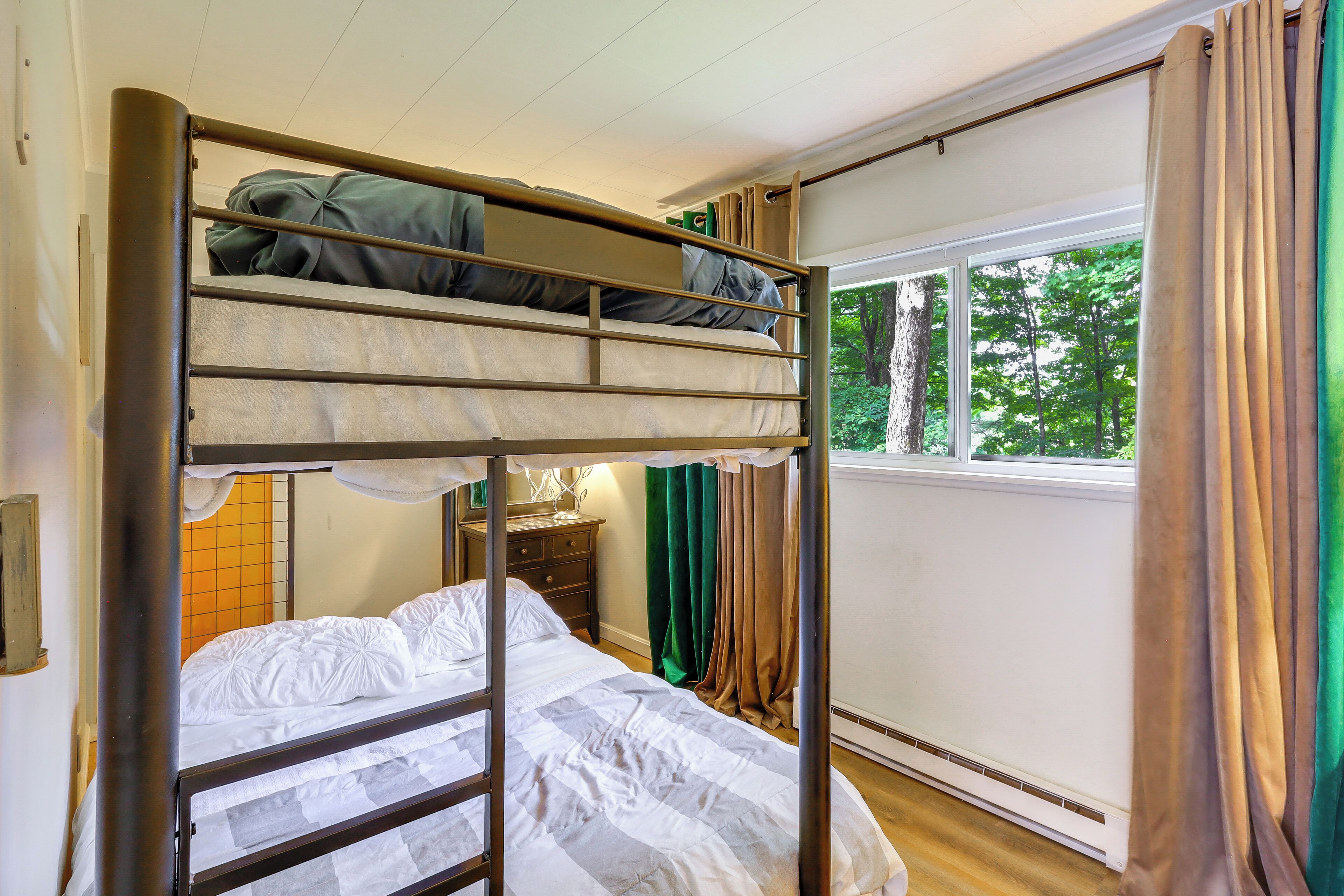2 Schlafzimmer, Bügeleisen/Bügelbrett, Reisekinderbett, Internetzugang