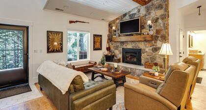 On 5 Acres! Cabin w/ Hot Tub in Lava Hot Springs