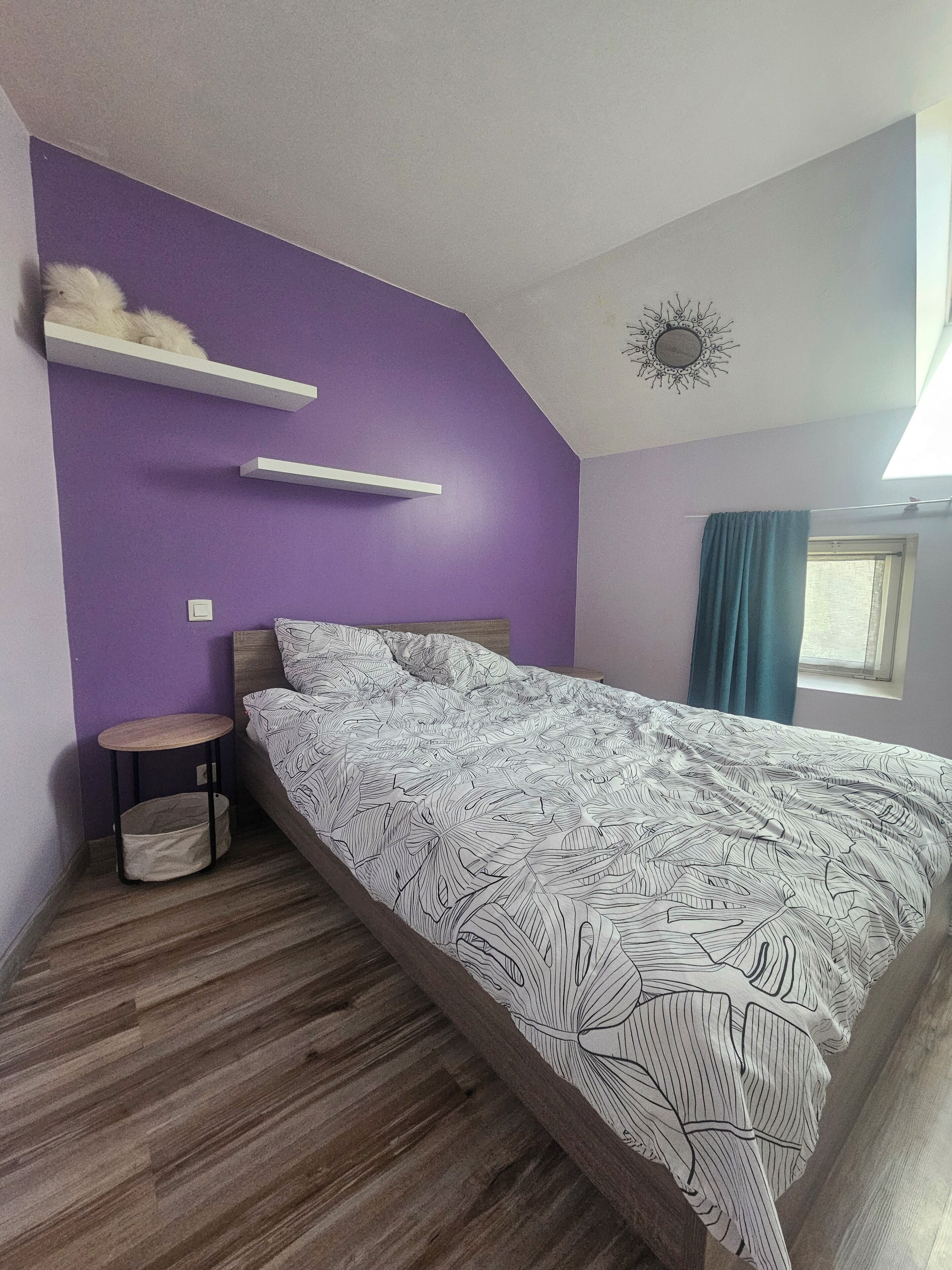 2 bedrooms, bed sheets