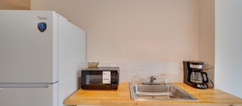 Harpers Ferry Hub! Cozy Ranson Unit For 2