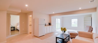 Harpers Ferry Hub! Cozy Ranson Unit For 2