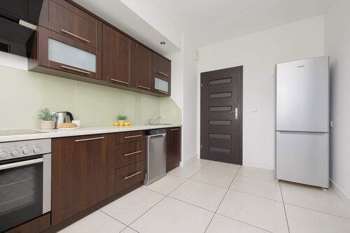 Spacious Apartment | Underground Parking & Balcony