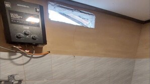 Imej tidak diklasifikasikan, 4 daripada 11, butang