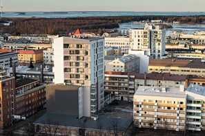 Exterior - New 2BR Apt with Sauna & Stunning Views  (Oulu)