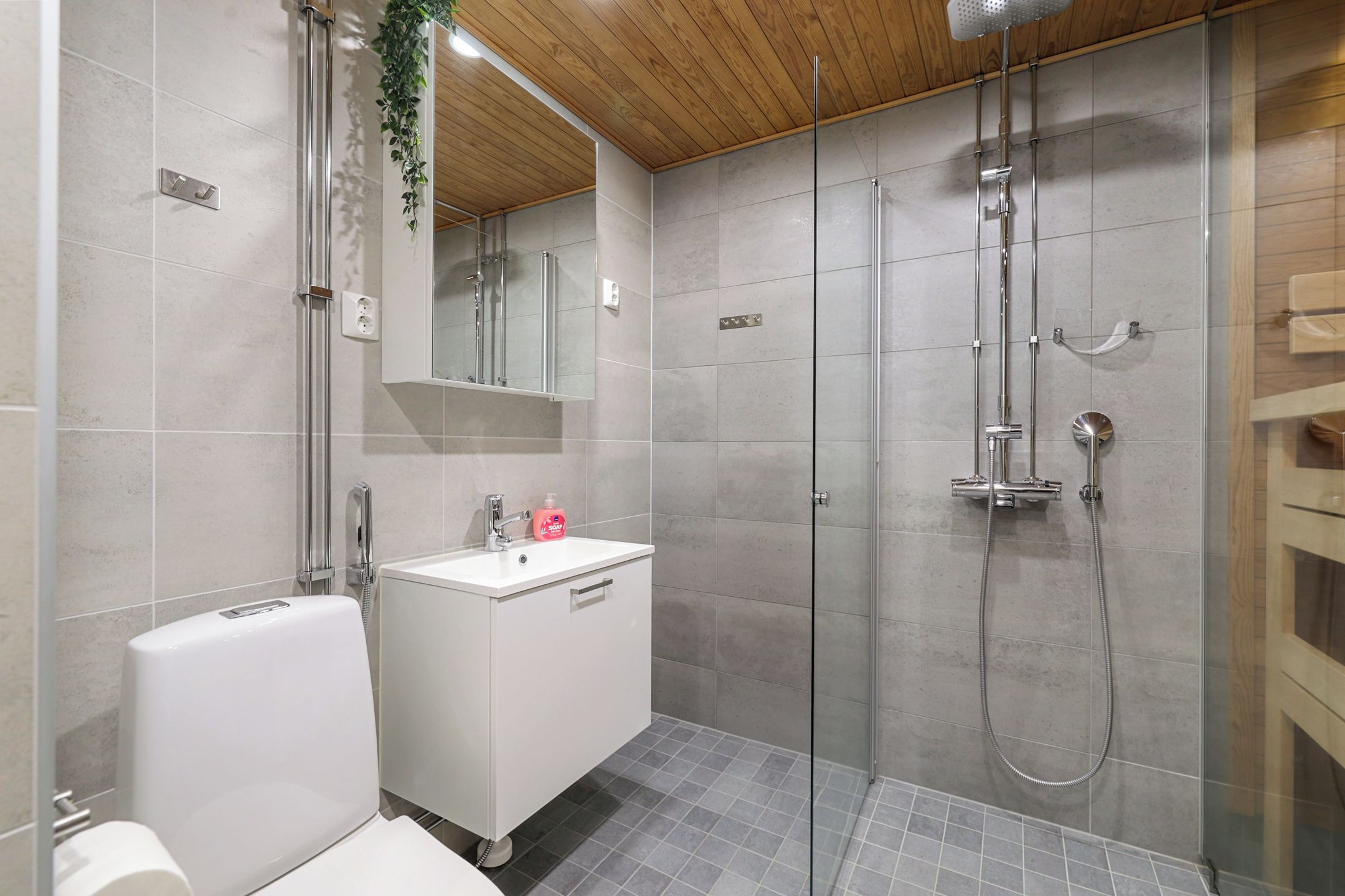 Comfort Apartment, 2 Bedrooms, City View | Bathroom