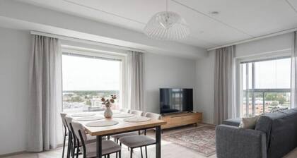 New 2BR Apt with Sauna & Stunning Views