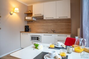 Private kitchen - Vrbo Property (Nidda)
