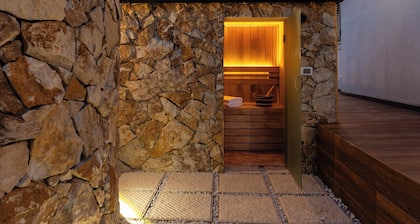 Villa di Giorgio—A Prestigious Retreat and Private Spa