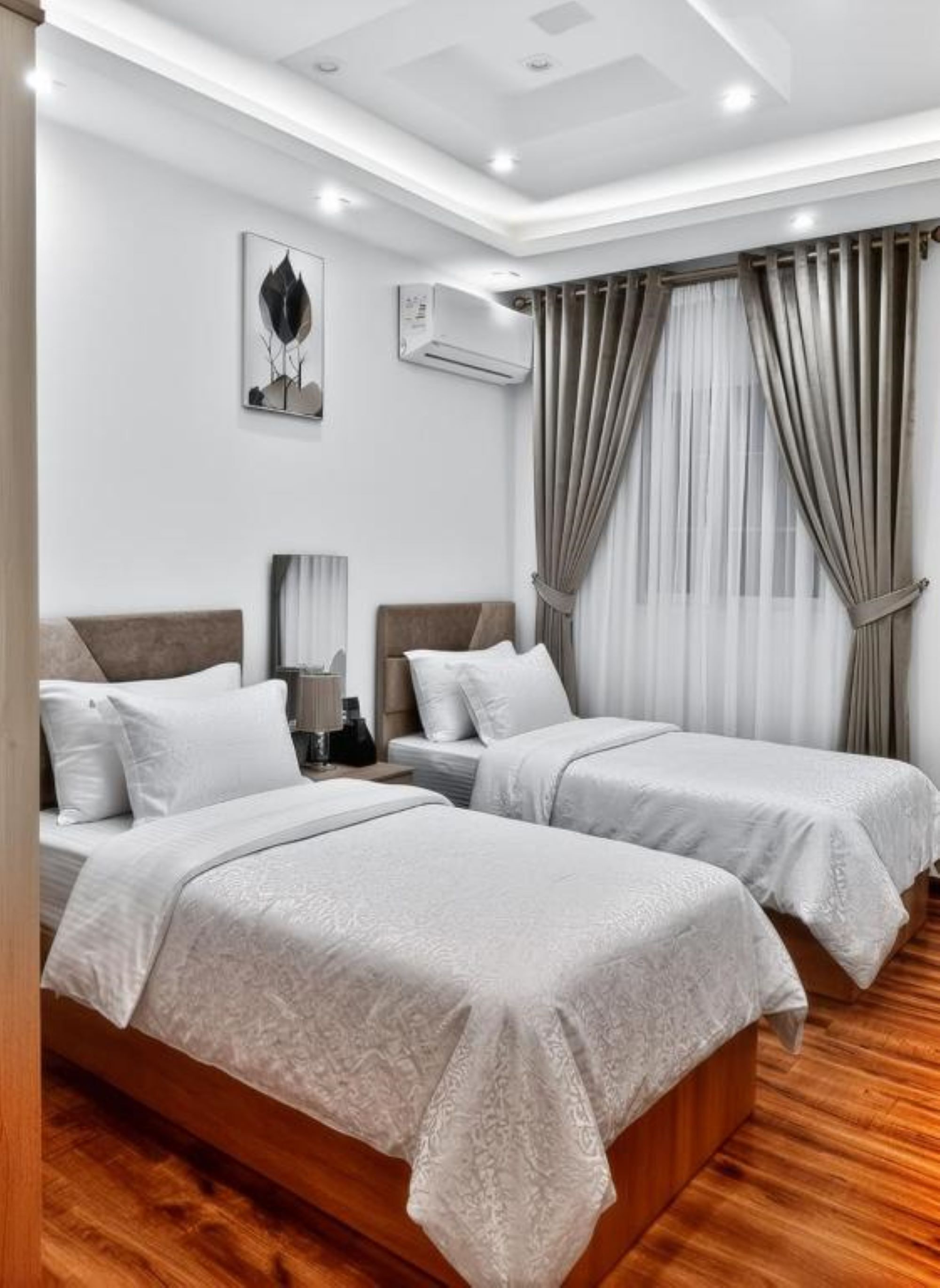 3 bedrooms, iron/ironing board, WiFi