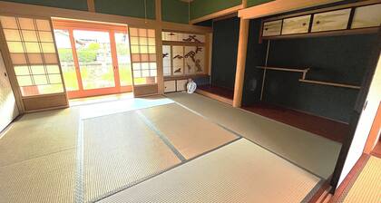 Natsumi, Nabari City, Mie Prefecture: Sophisticated Japanese-Style Home Himiki An Vacation Rental: Up to 5 guests at the same rate; 20% off for 7 nights; 40% off for a full month