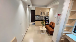 Standard Room, City View | Interior
