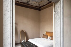 2 bedrooms, iron/ironing board, WiFi, bed sheets - Colombo Suites, the stunning Ligurian Riviera: a taste of nature and relaxation (Lavagna)