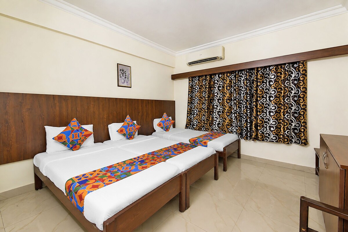 Habitación familiar | Sábanas de algodón egipcio y ropa de cama de alta calidad 