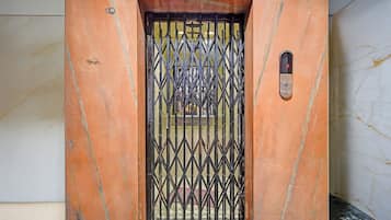 Elevator