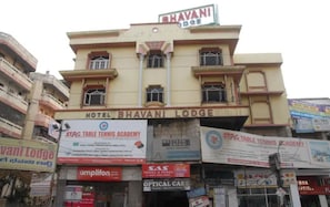 Exterior - Fabhotel Bhavani Inn Luxury Rooms (Hyderabad)