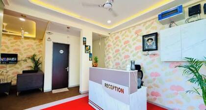 Fabhotel Shree Inn