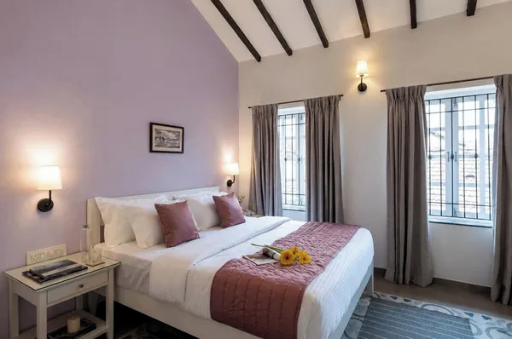 Deluxe Room | Egyptian cotton sheets, premium bedding, in-room safe, desk