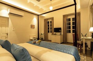 Habitación Premium | Sábanas de algodón egipcio, ropa de cama de alta calidad, caja fuerte