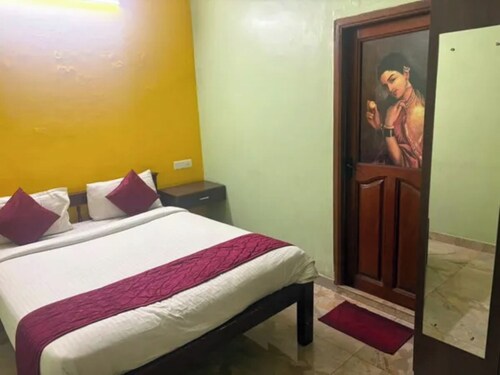 Fabhotel Zamindar Garden