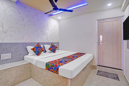 Fabhotel Sky Inn I