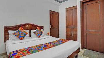 Deluxe kamer | Lakens van Egyptisch katoen, luxe beddengoed, een kluis op de kamer