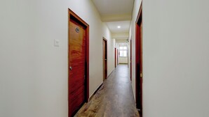 Lobby - Fabhotel Swagath Inn (Hyderabad)