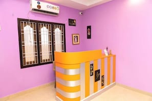 Reception - Fabhotel Heavens Inn (Chennai)