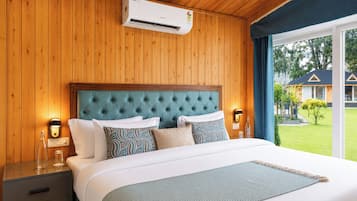 Classic Cottage | Iron/ironing board, WiFi (free)
